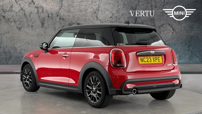 MINI Hatchback 1.5 Cooper Classic Premium 3dr Petrol Hatchback